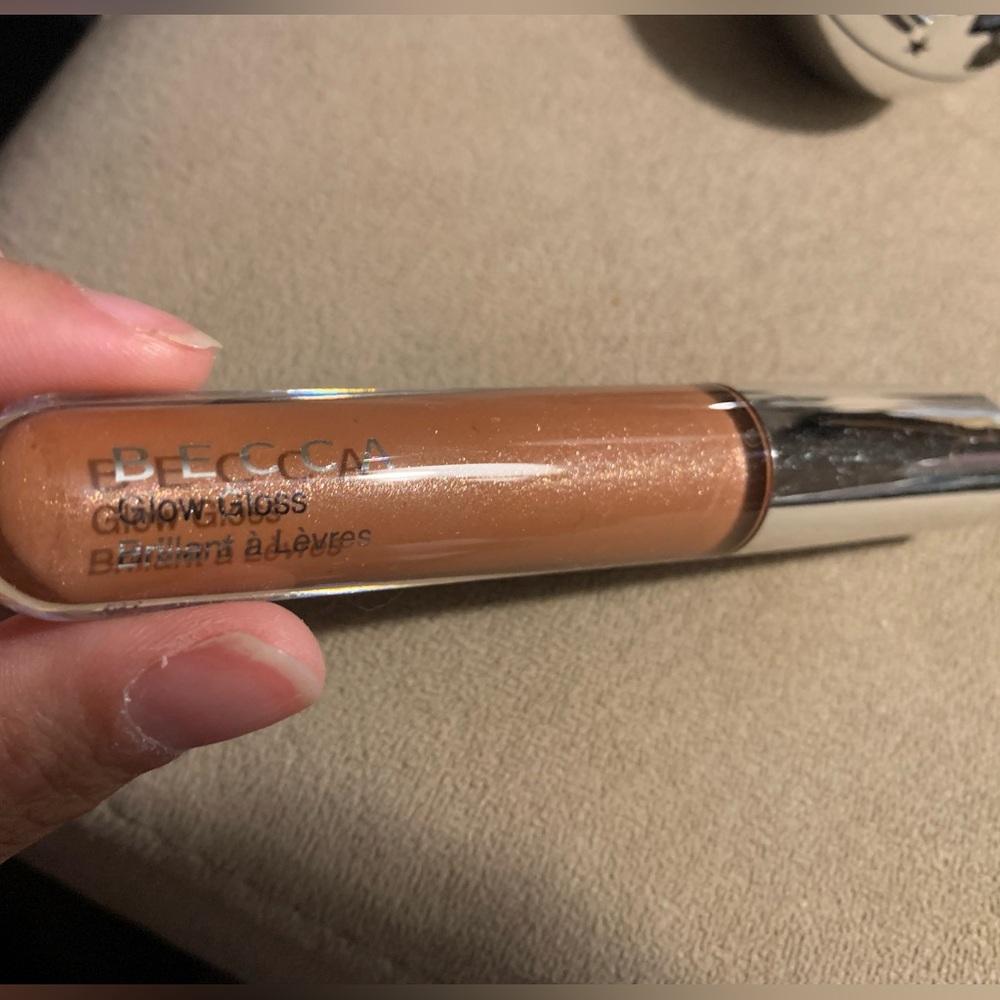 Becca Glow Gloss